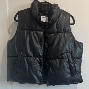 Old Navy Quilted Black Vest
